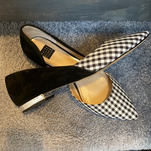 White House Black Market Size 7 - Picture 2 of 2